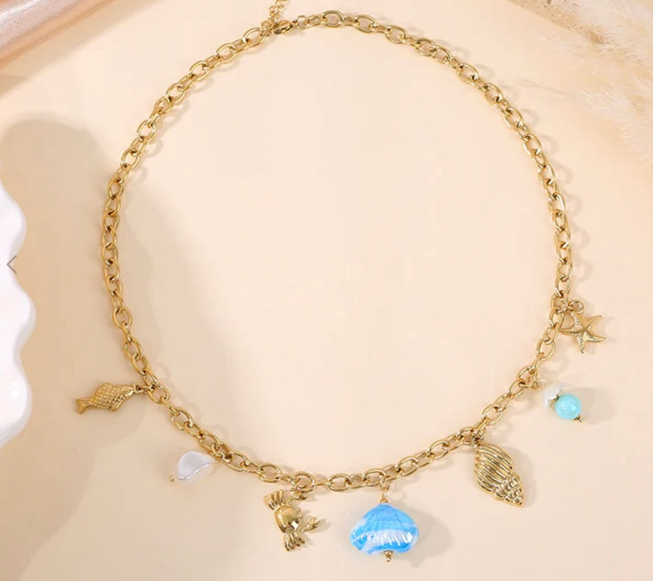 Collier poisson bleu