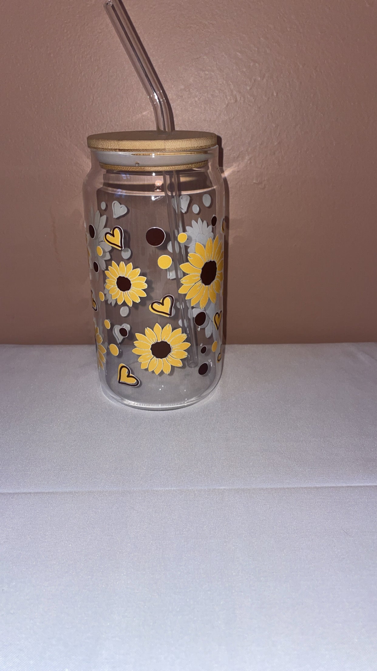 Verre fleur jaune