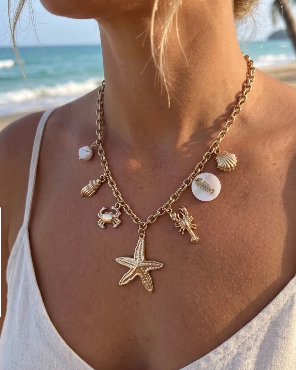 Collier coquillage et crustacés