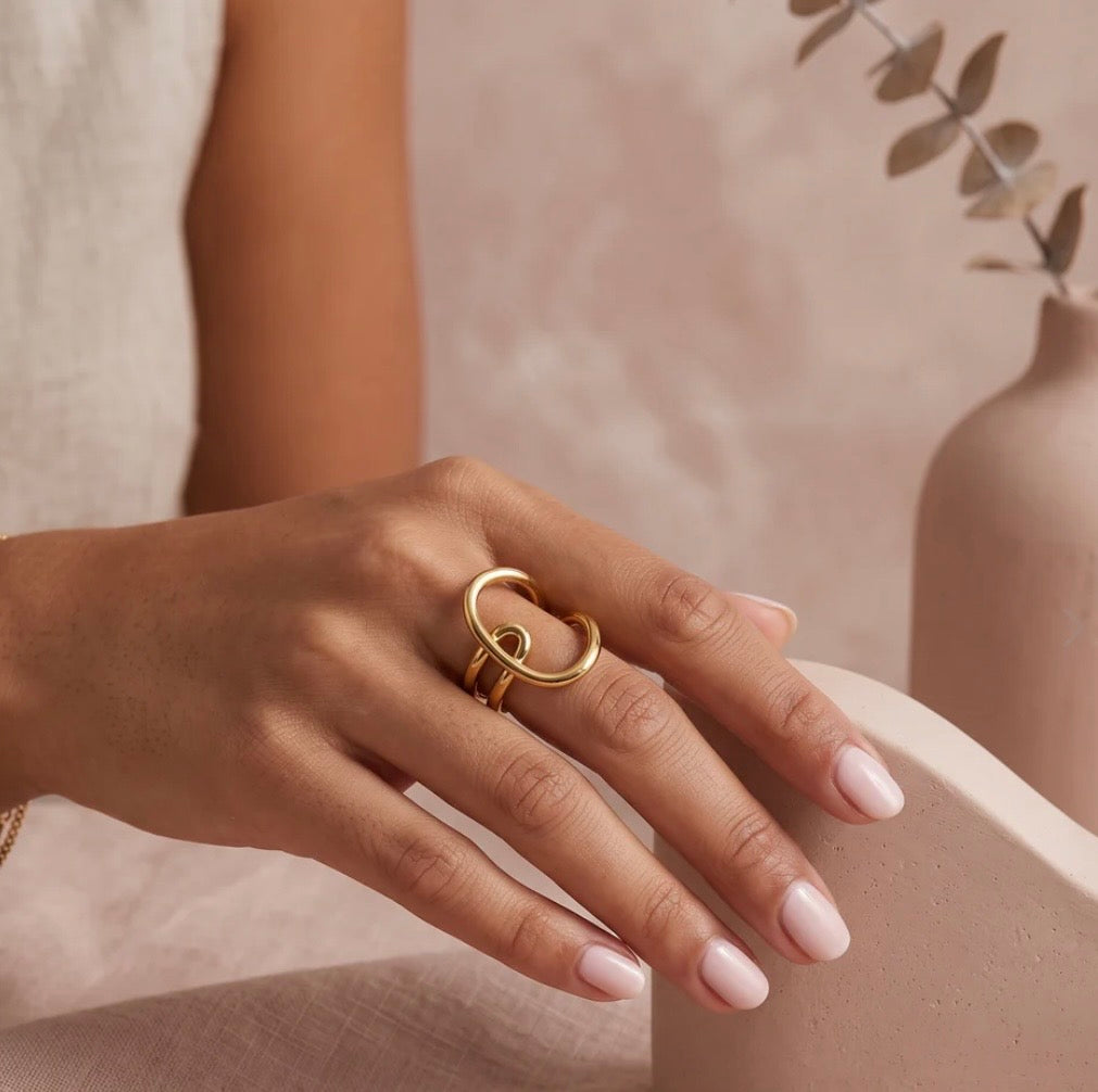 Bague courbe