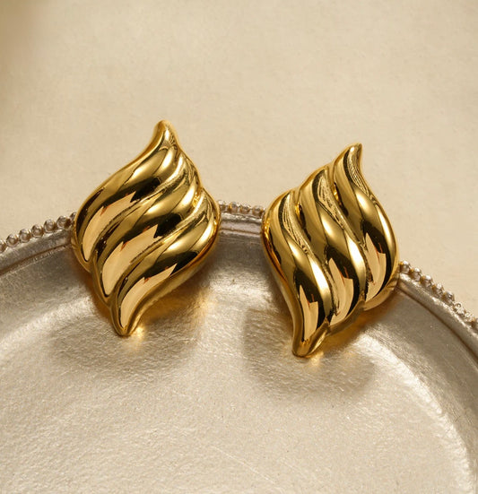 Boucle d’oreille vague