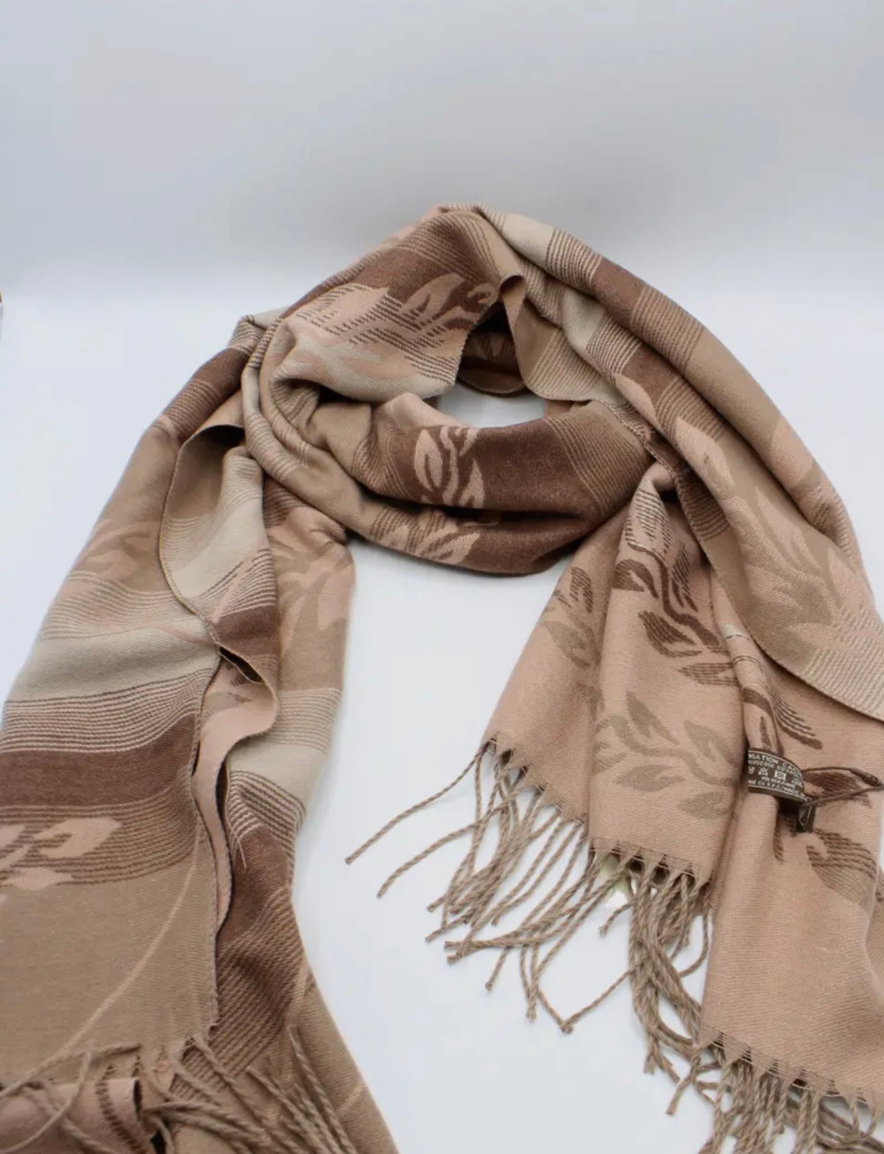 Écharpe effet cachemire couleur rose