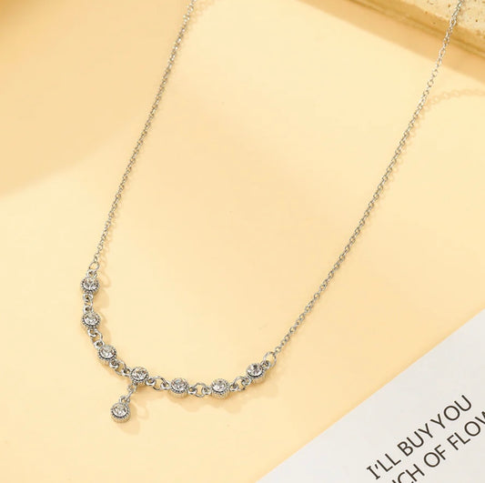 Collier argenté strass
