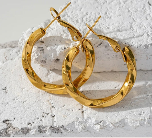 Boucle d’oreille créole