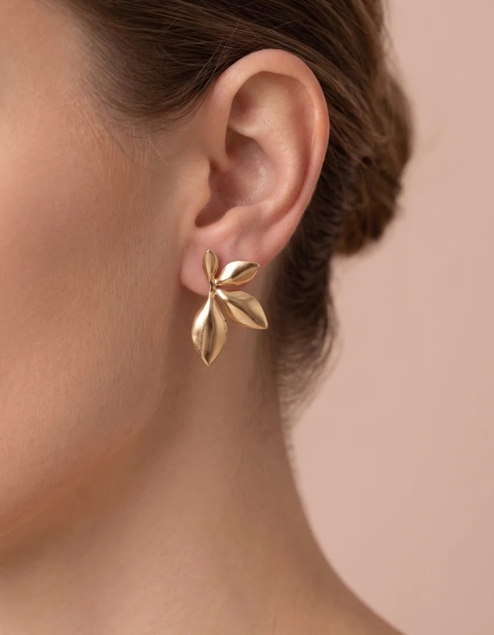 Boucle d’oreille feuille doré